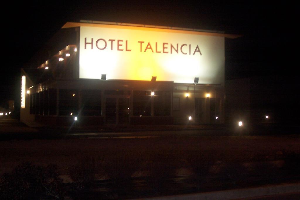 Cit'Hotel Talencia Thouars Exteriér fotografie